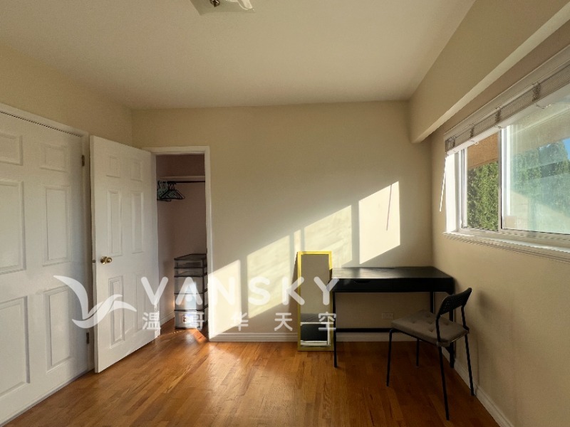 260318182747_AD 4.jpg